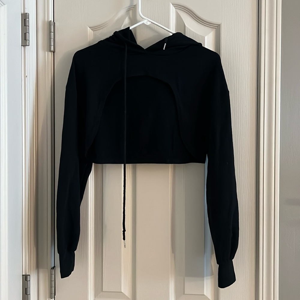 Cropped, cut out hoodie